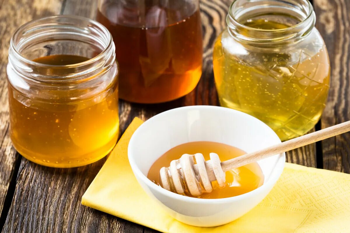 Медовая вода для организма. Медовуха Honey. Медовуха Хани. Мёд натуральный. Мед домашний.