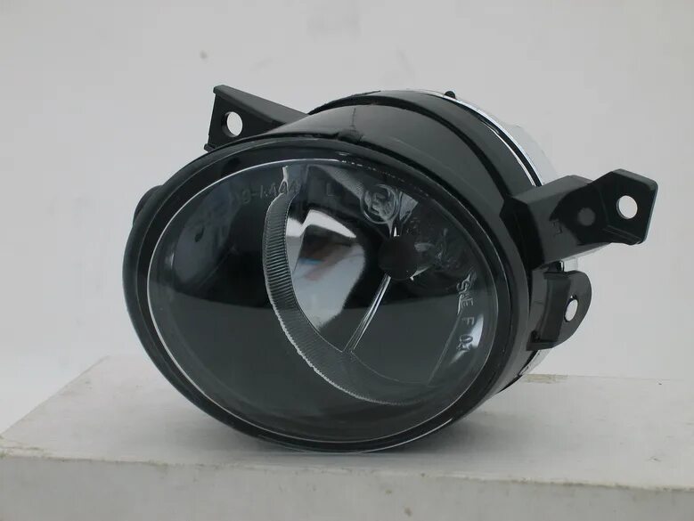 Птф правая. Volkswagen jetta 5 птф. противотуманная фара tyc 19-a826-01-9b. птф volkswagen golf plus 2006. птф джетта 5 2006.