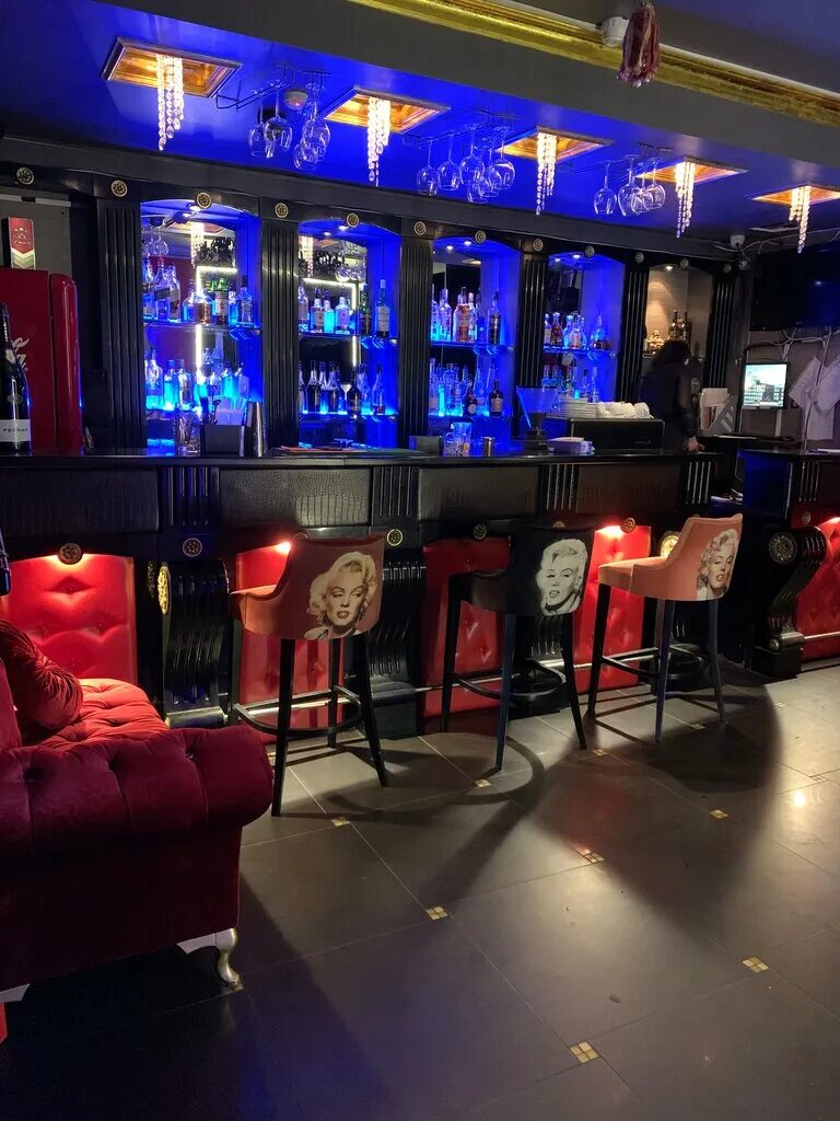 питер пати на марата 35. мьюзик бар на малой морской. бунин бар. караоке питер. м11 бар.