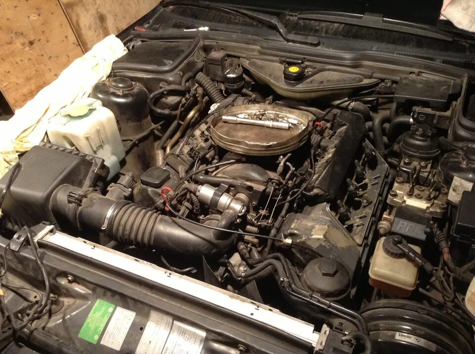 М60 мотор бмв. Бмв е34 м60б30 v8. M60b30 bmw e34. Е34 м60. М60 мотор бмв.