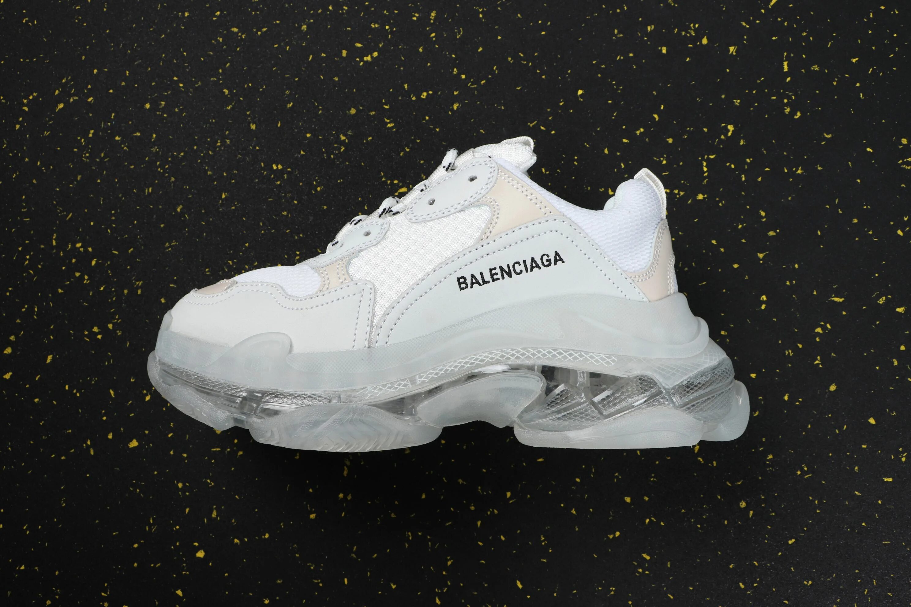 Баленсиага кроссовки 2022. Баленсиага 3 плс. Баленсиага трипл с белые. Balenciaga track Clear sole White.