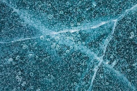 Замерзающая вода в воздухе