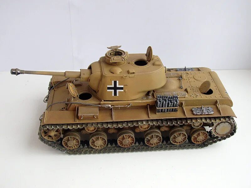 1 756. Pz kpfw kv-1 756 r. kv1 756 r. pz kpfw kv-1b 756(r). pz kpfw kv 1.