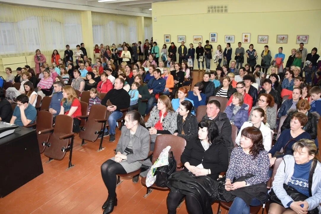 Какие профессии выбирают школьники. Родительское собрание по профориентации. Родительские собрания по профориентации в школе. Родительское собрание по профориентации. Родительское собрание в дагестане.