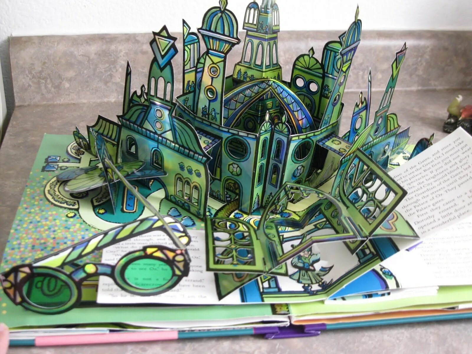 Создание 3d книг. Замок хогвартс роберт сабуда. объемные книги для детей. трехмерная иллюстрация. книги с объемными иллюстрациями.