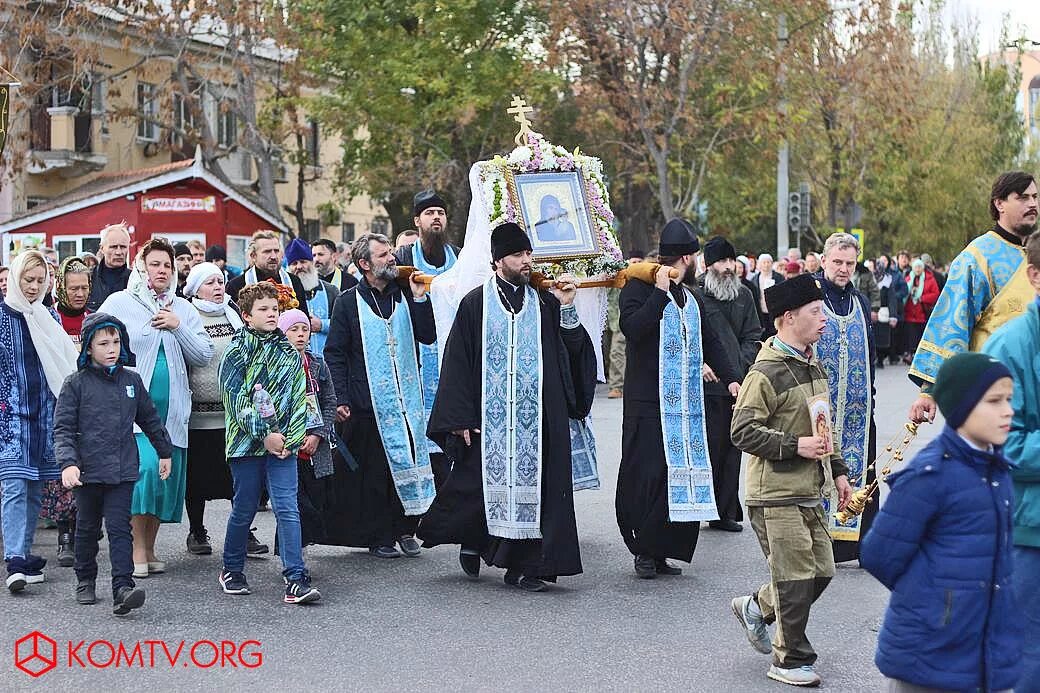 Крестный ход в белгороде сегодня во сколько. Крестный ход к Феодосию Тотемскому. Казанская икона Божией матери крестный ход Феодосия.