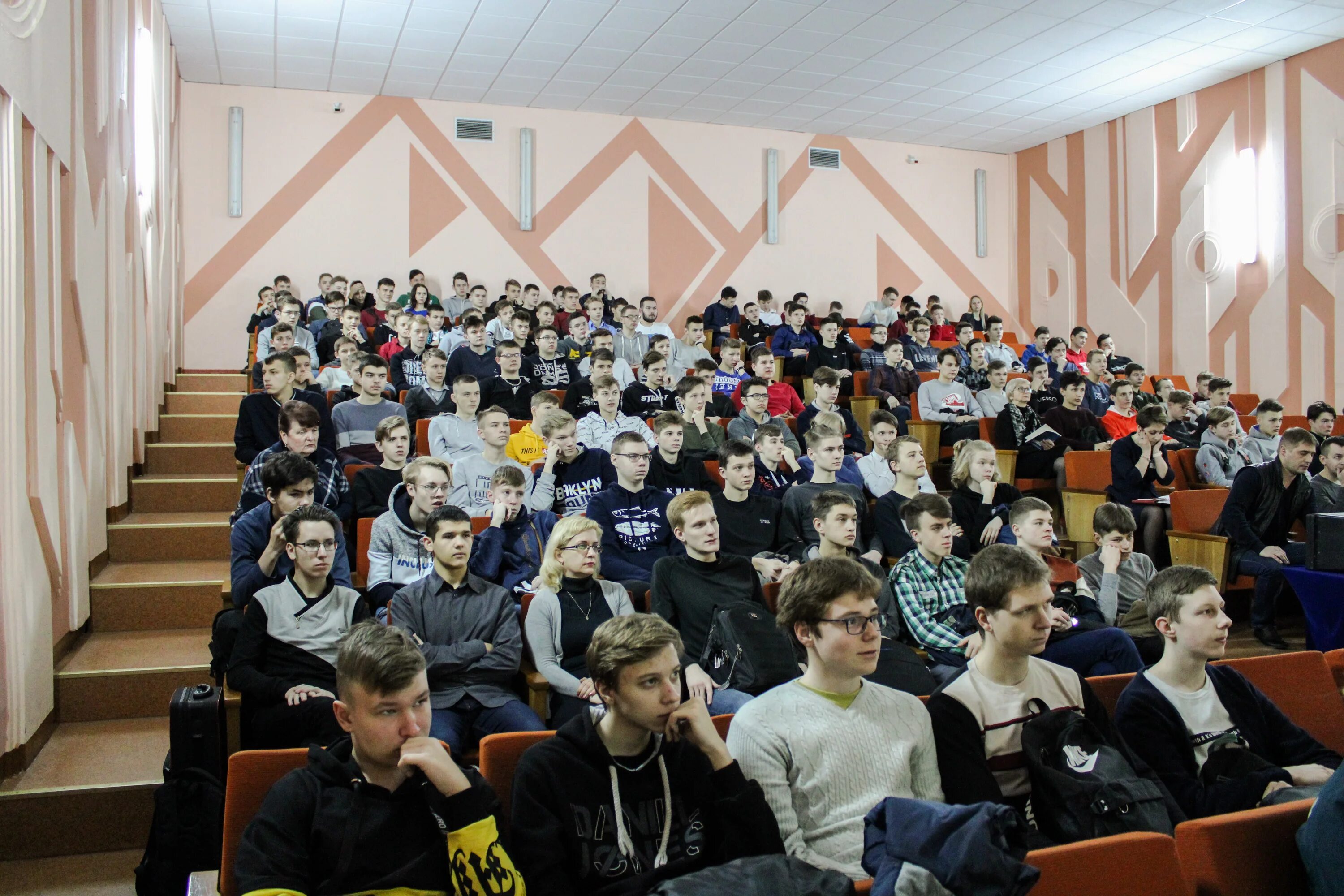 Электротехнический колледж в Гродно имени Счастного. Электротехнический колледж. Общага электротехнического колледжа.