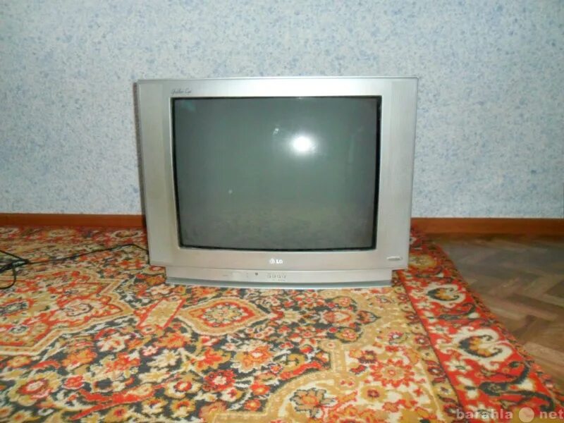 Бу телевизоры екатеринбурге. LG CT-25k95ve. LG CT-L 41 80k телевизор. Телевизор LG старый. Телевизор LG 1993 года.