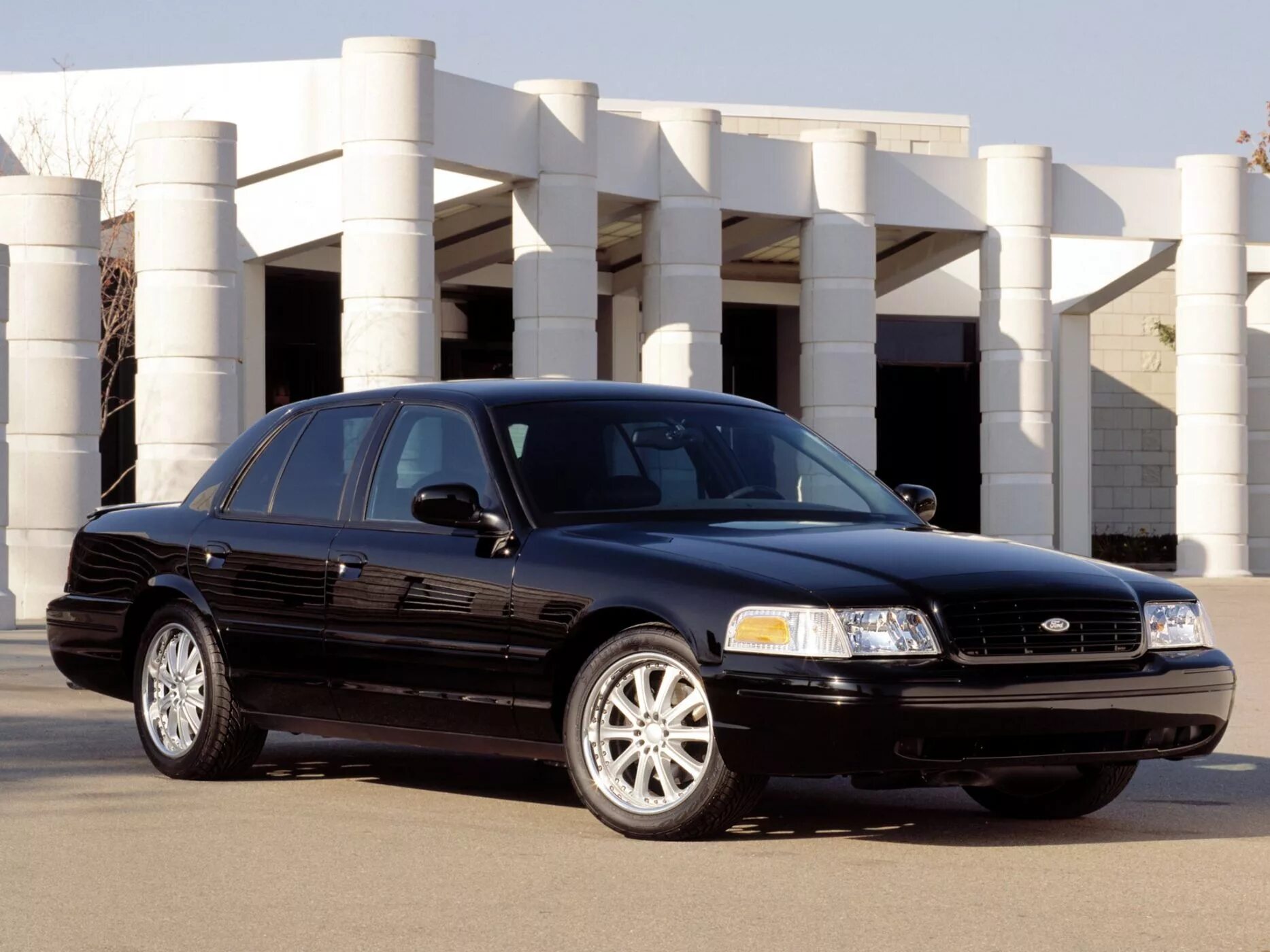 Краун виктори. Ford crown victoria 2000. форд краун виктория. форд краун виктория 2000 года. ford crown victoria 1998.