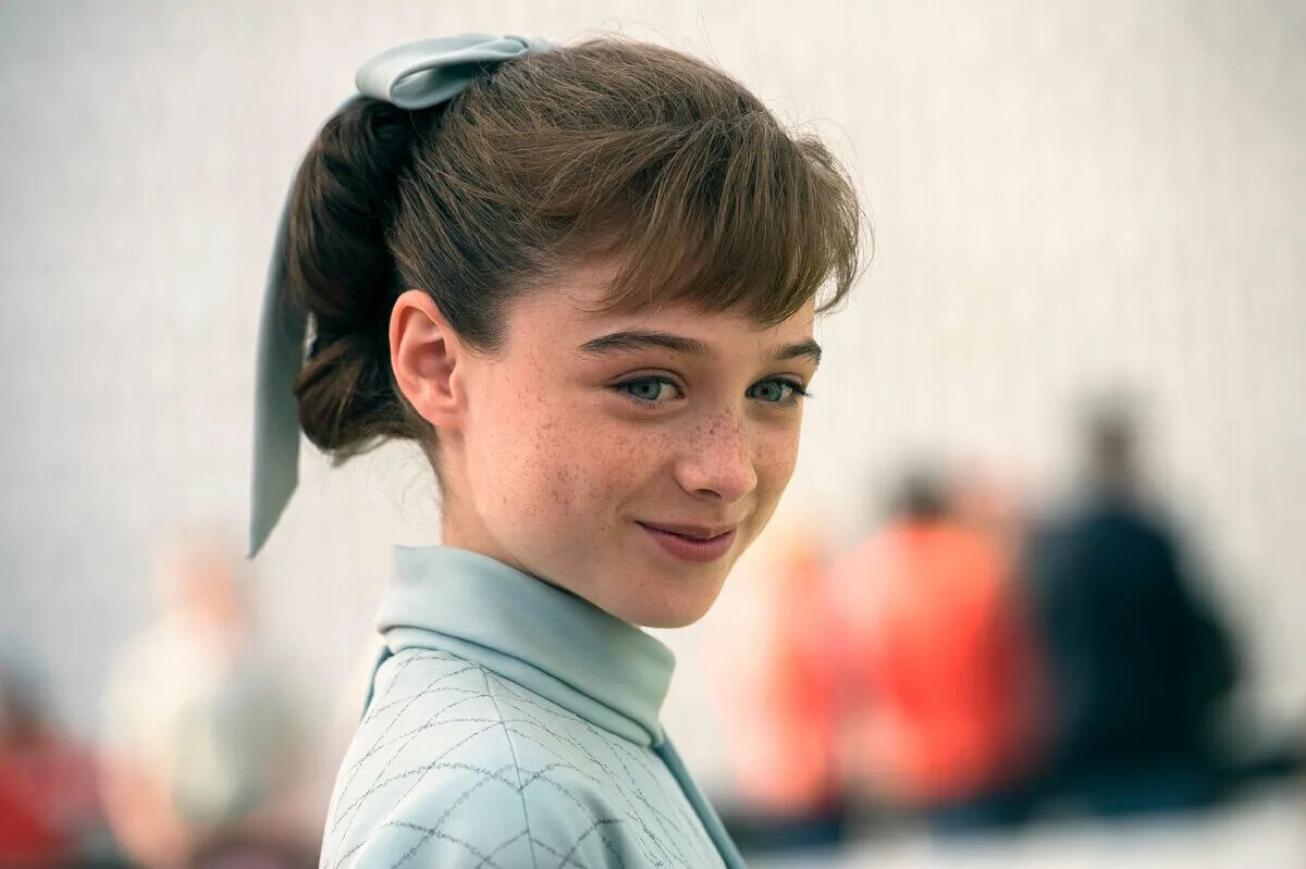 Рэффи кэссиди земля будущего. Raffey cassidy земля будущего. Будущие артистки. Будущие артистки. Будущие артистки.