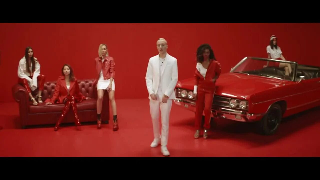Т фест 2017. Ти фест улети. T-fest улети фото. Улети прическа т феста. Фото t fest из клипа улети.