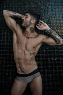 DYO Magazine. liberou seu lado radical em ensaio sensual realizado em São P...