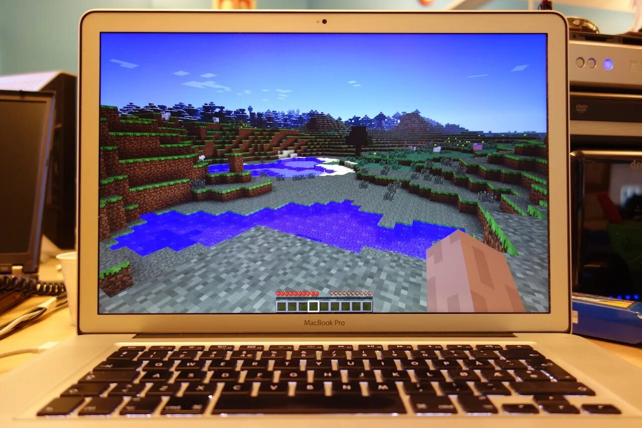 Minecraft. Комп для майна. Компьютерная игра майнкрафт. Компьютерная игра minecraft. Майнкрафт версия компьютеры.