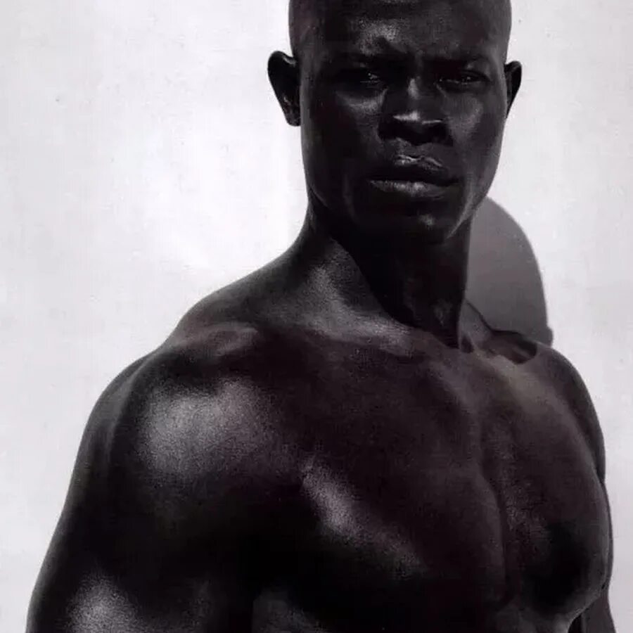 Djimon Hounsou. Джимон Хонсу в молодости. Djimon Hounsou в молодости. Джимон Хонсу фото в молодости.