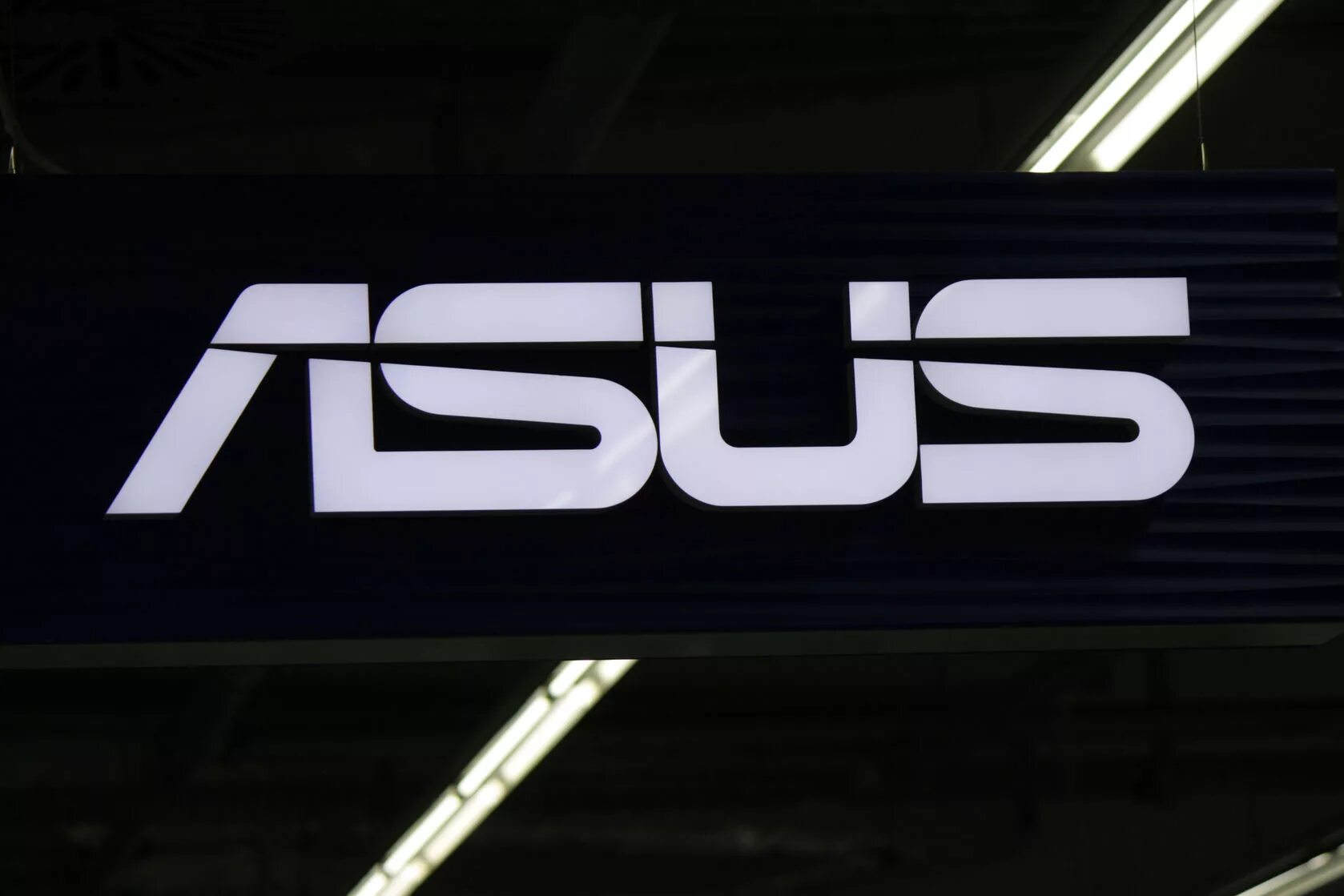 Компания asus. Джонни ши асус. Foxconn фабрика в китае. Фабрика фоксконн китай. Manufacturing of tv.