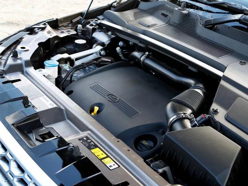 Range rover evoque двигателя. Land rover discovery sport 2016 пдкапотам. land rover discovery 4.4 двигатель. двигатель ленд ровер дискавери спорт 2.0. дискавери спорт под капотом.