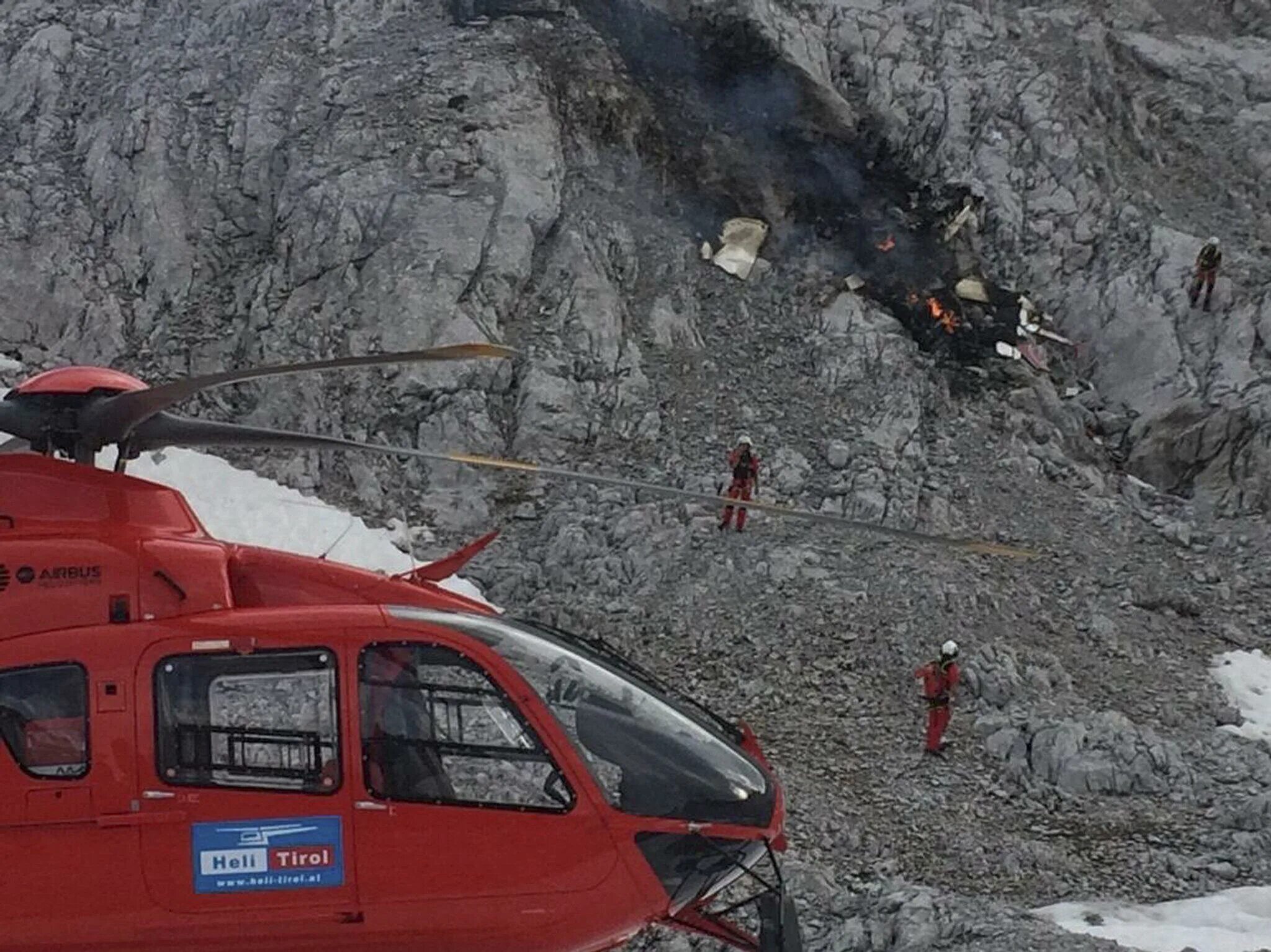 Катастрофа a300 над персидским заливом. Самолет упал в альпах. Самолет упал в альпах. Самолет упал в альпах. Самолет упал в альпах.