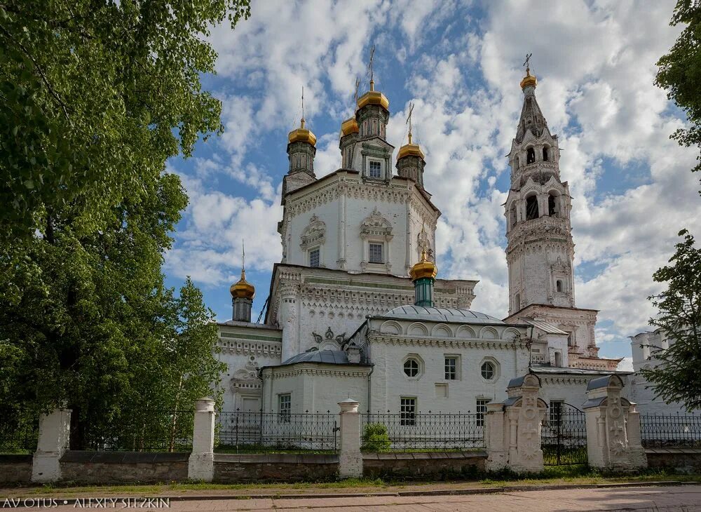 Уральские города возникли в местах. Свято Троицкий храм Верхотурье. Храм в Верхотурье Свердловской области. Верхотурский храм Верхотурье.