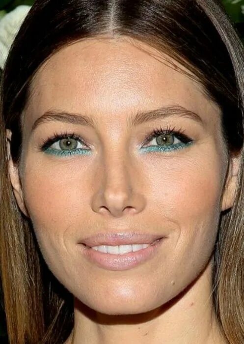 Close-up of Kate Beckinsale at the 2015 Met Gala. Kate beckinsale pictures, Kate