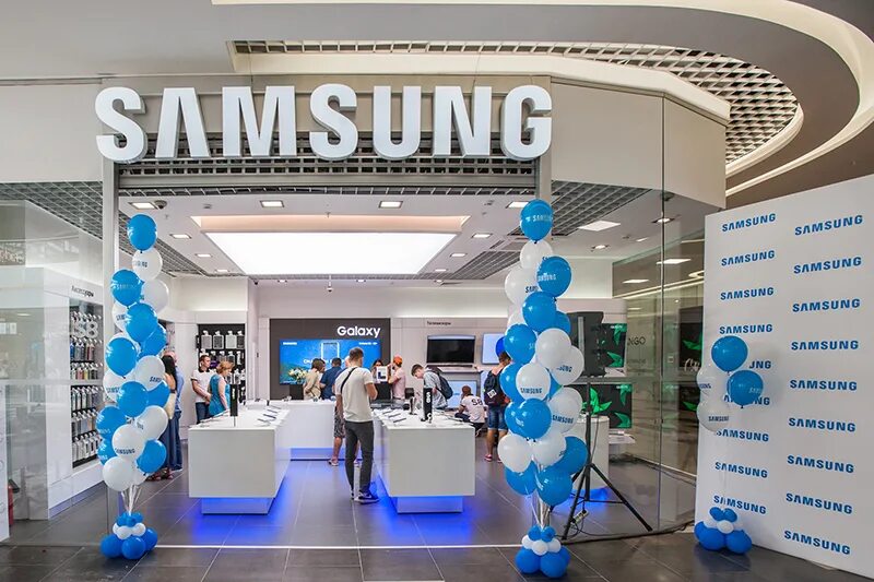 Озон интернет магазин самсунг. Samsung магазин. Фирменные магазины Samsung. Фирменный магазин самсунг. Авторизованный фирменный магазин самсунг.