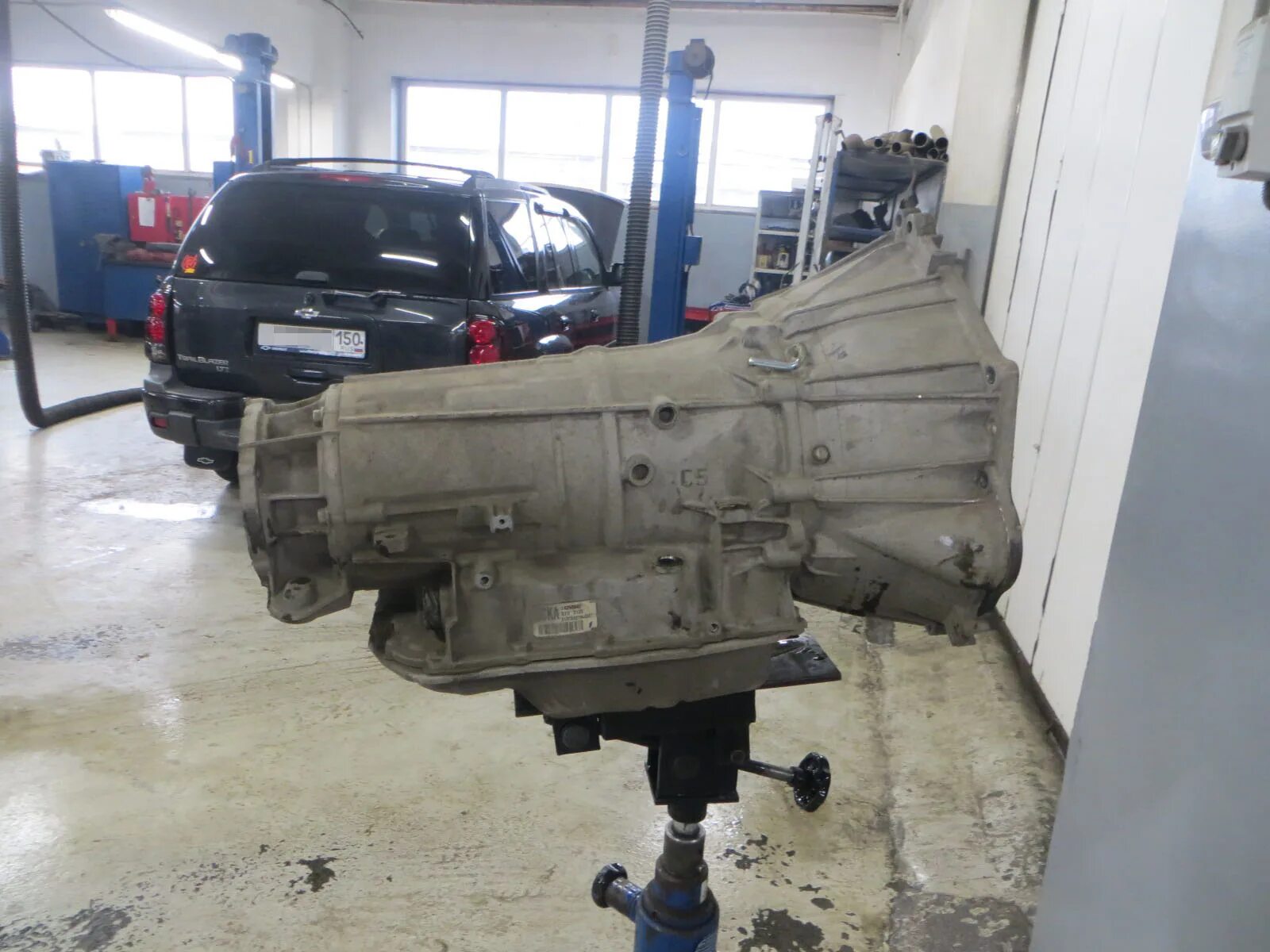 Акпп шевроле тахо 900. Шевроле тахо трансмиссия 900. акпп chevrolet tahoe 5.3. акпп тахо 900. chevrolet tahoe трансмиссия.