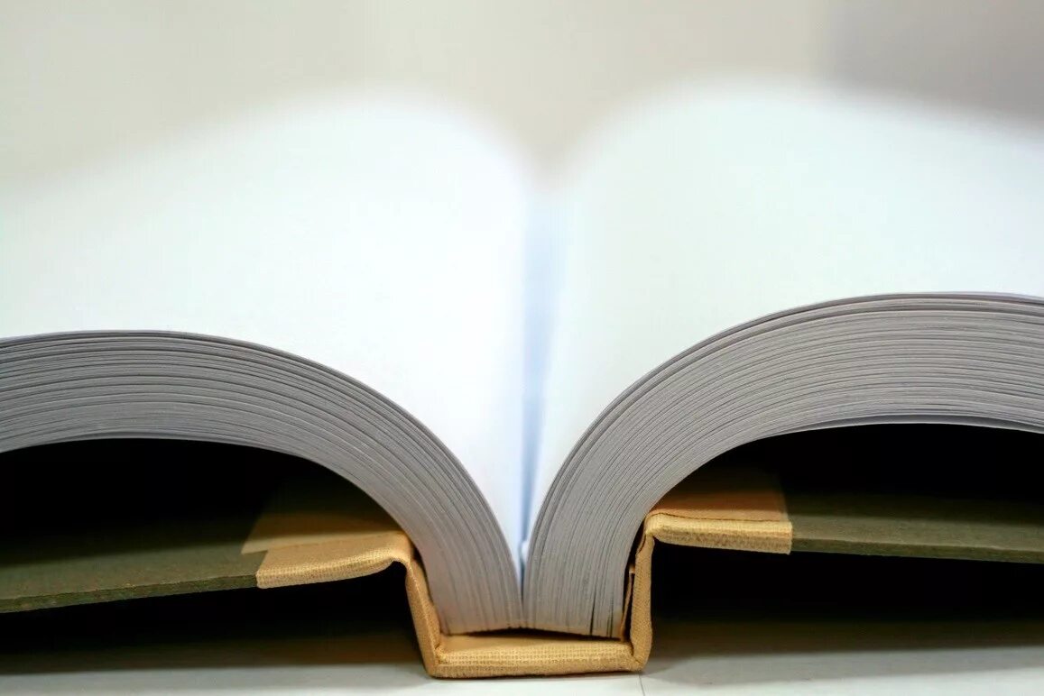 книга в твердом переплете. твердый и мягкий переплет. дипломная работа в твердом переплете. твердый переплет. переплет диплома.