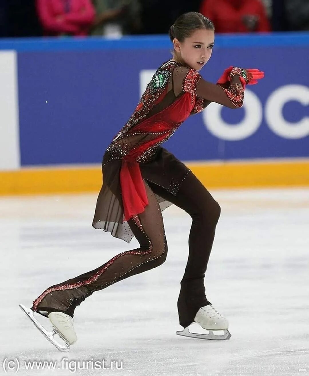 Программа валиевой болеро. Камила валиева фигуристка. валиева камилла фигурное катание. валиева камила 2025 фигурное катание. камила валиева болеро 2025.