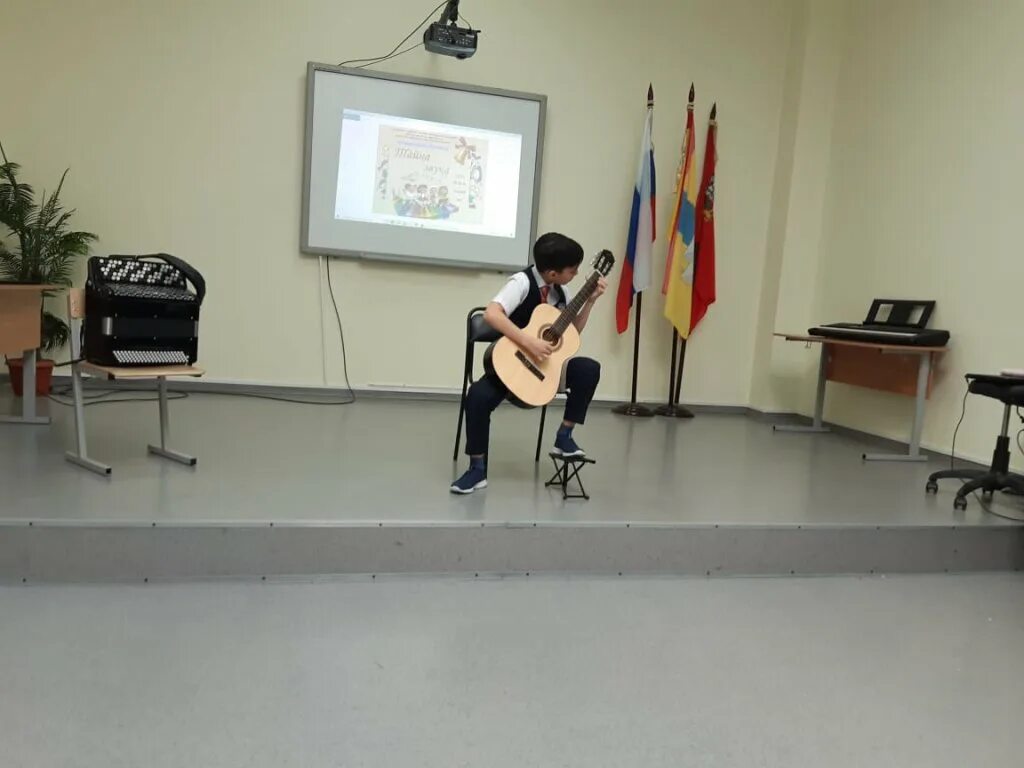 оркестр для детей. дмш 18 спб. чайковского г. детская музыкальная школа. музыкальная школа в питере.