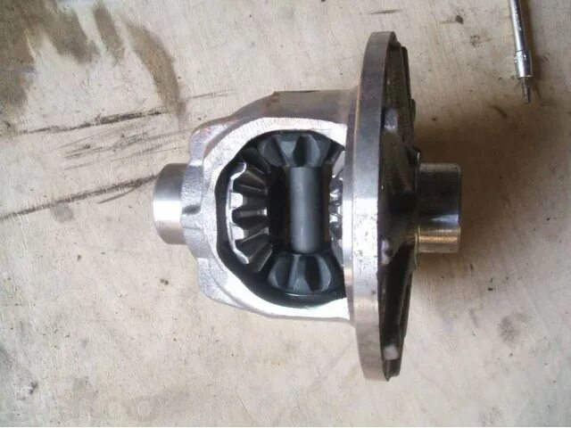 Муфта дифференциала киа соренто. Соренто дифференциал. Соренто дифференциал. 2 дизель. Дифференциал киа соренто.