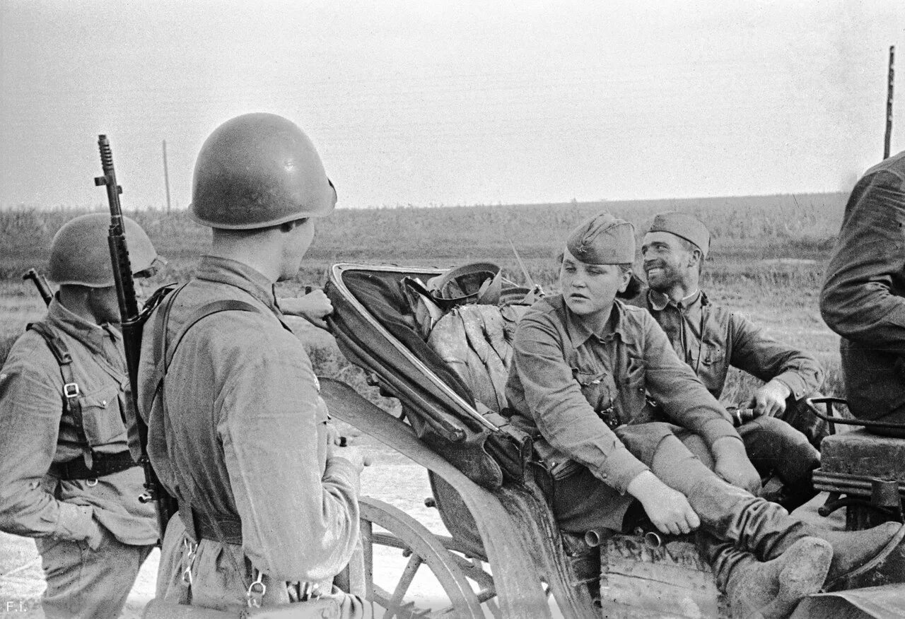 Второй день войны 1941. Первый день ВОВ 1941. Военные кадры.