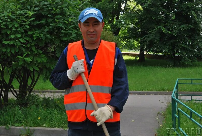 Должностная инструкция мастера производственного участка цеха. Должностные обязанности мастера цеха на производстве. Начальник участка жкх. Характеристика на мастера участка. Мастер участка управляющей компании.