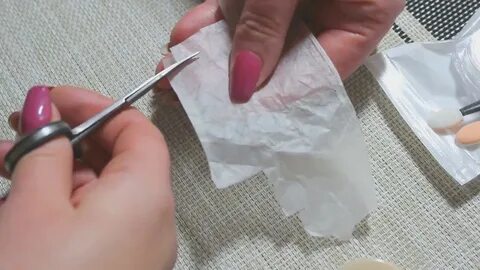 Чем можно заклеить ноготь