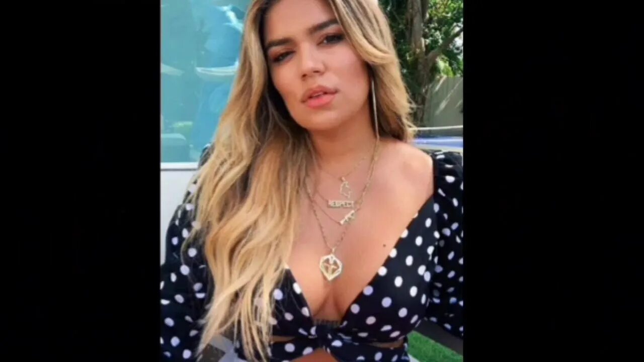 Karol g oki. Karol g oki. Karol g колумбийская певица. Кэрол джи певица. Karolg.