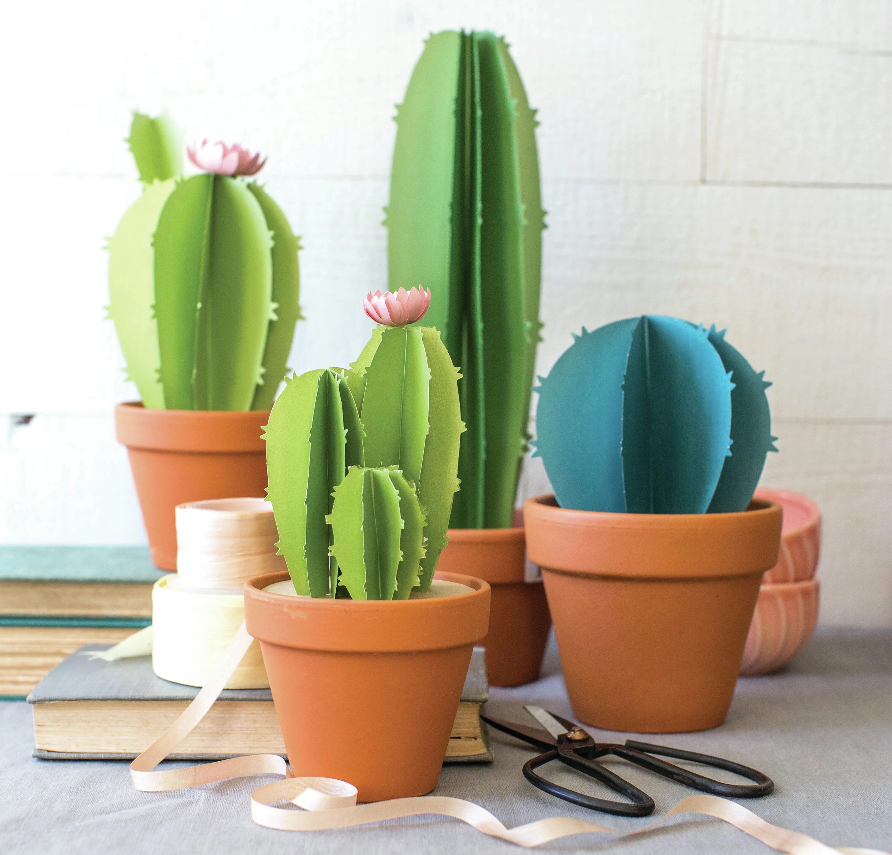 Как сделать кактус из бумаги. Как сделать кактус из бумаги. Объемный кактус. Как сделать кактус из бумаги. Кактус из цветной бумаги.