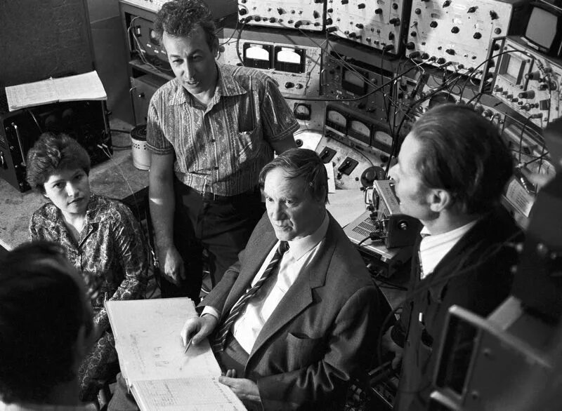 Советские ученые. Развитие науки в 50 годах. Наука в 1950-1960. Развитие науки в 50 годах. Ссср фотолаборатория 1940.