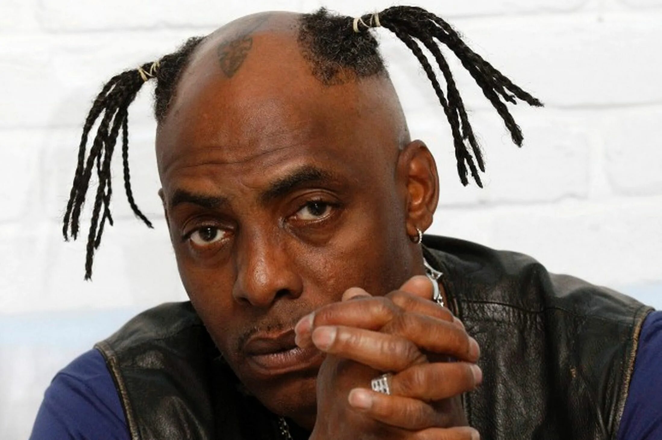 Рэпер Кулио. Кулио гангста. Coolio Grammy. Coolio портрет.