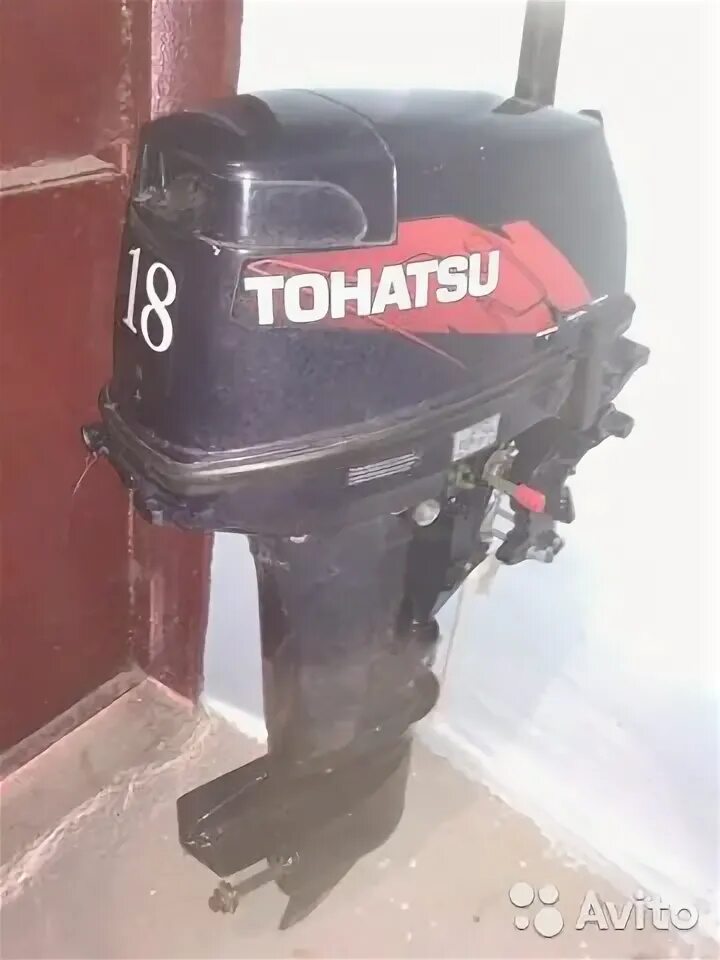 8. Лодочный мотор тохатсу 9. Tohatsu m5bds 2006. 8 bs в упаковке. 8 2х тактный.