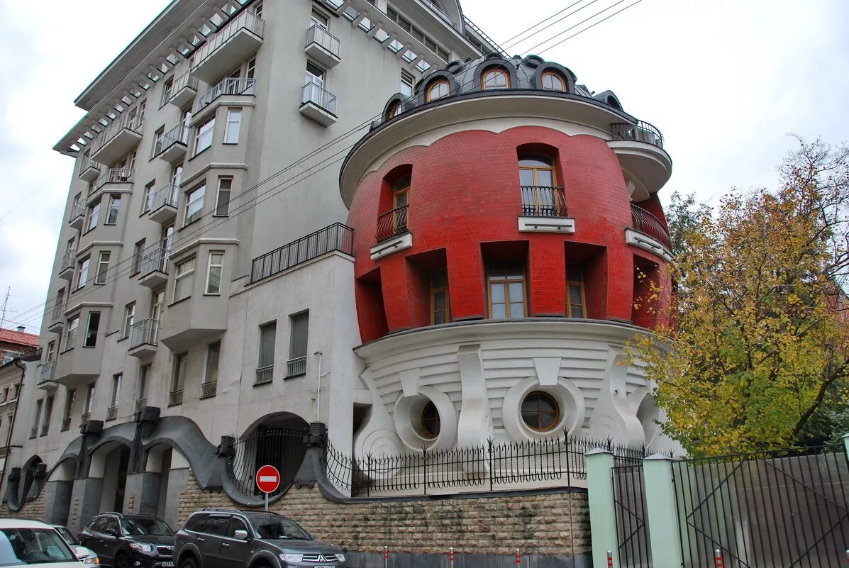 первый дом на улице. лаврский переулок, 15 дом. улица полярников дом 10. первый дом на улице. екатеринбург усадьба ошуркова (чапаева, 3).