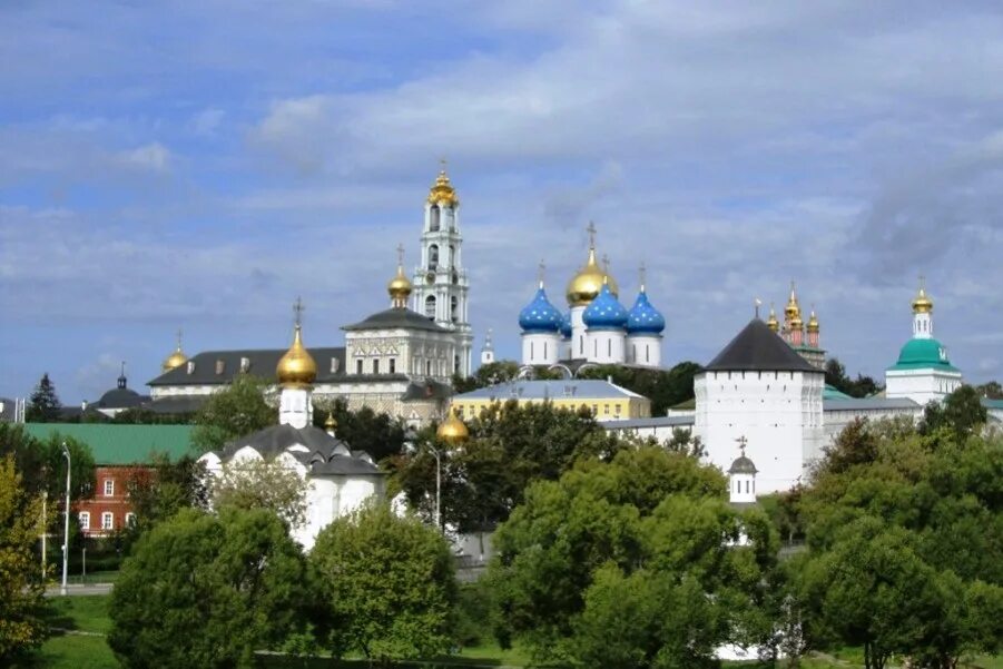 Сайт монастыря сергиев посад. Троице-Сергиева Лавра Сергиев Посад. Сергиев Посад монастырь Сергия Радонежского. Троицкая Лавра Сергиев Посад. Троице-Сергиева Лавра 1337.