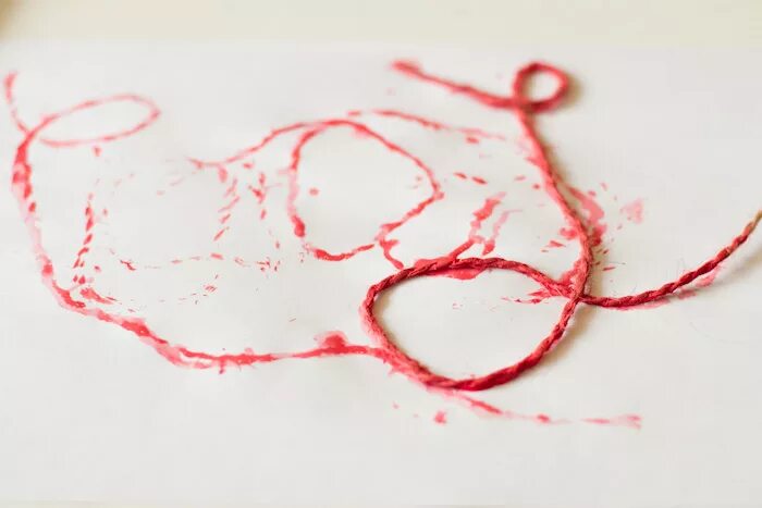 Рисовать нитками. Рисование нитками. Рисование нитками для детей. Рисование нитью. Рисование нитками и красками.