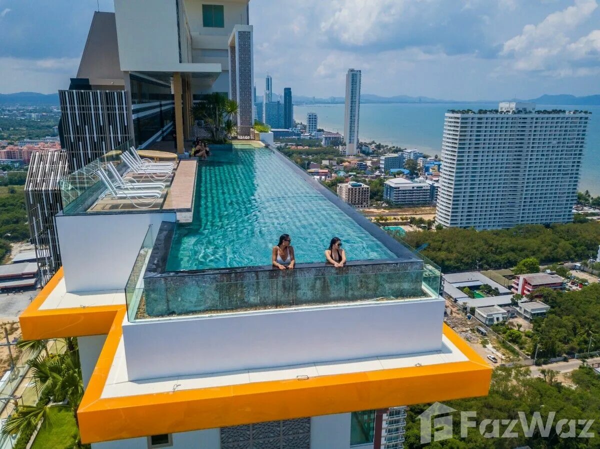 Джомтьен холидей. Ривьера джомтьен паттайя. Pattaya u jomtien pattaya 4. Ривьера джомтьен кондо. Ривьера кондо паттайя.