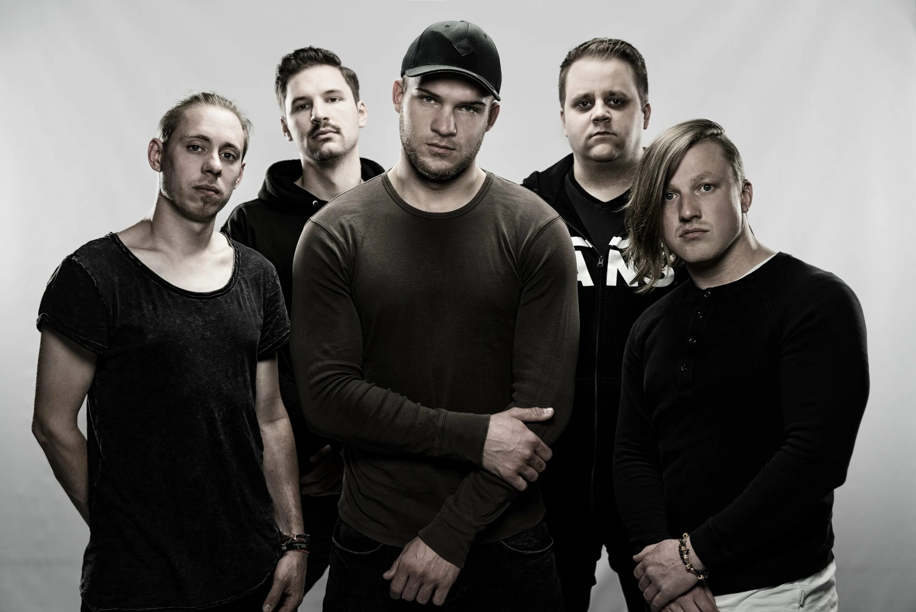 Плащ wow. Last shelter survival герои. Репликация теломер. Sonus mortis. Last fragment.