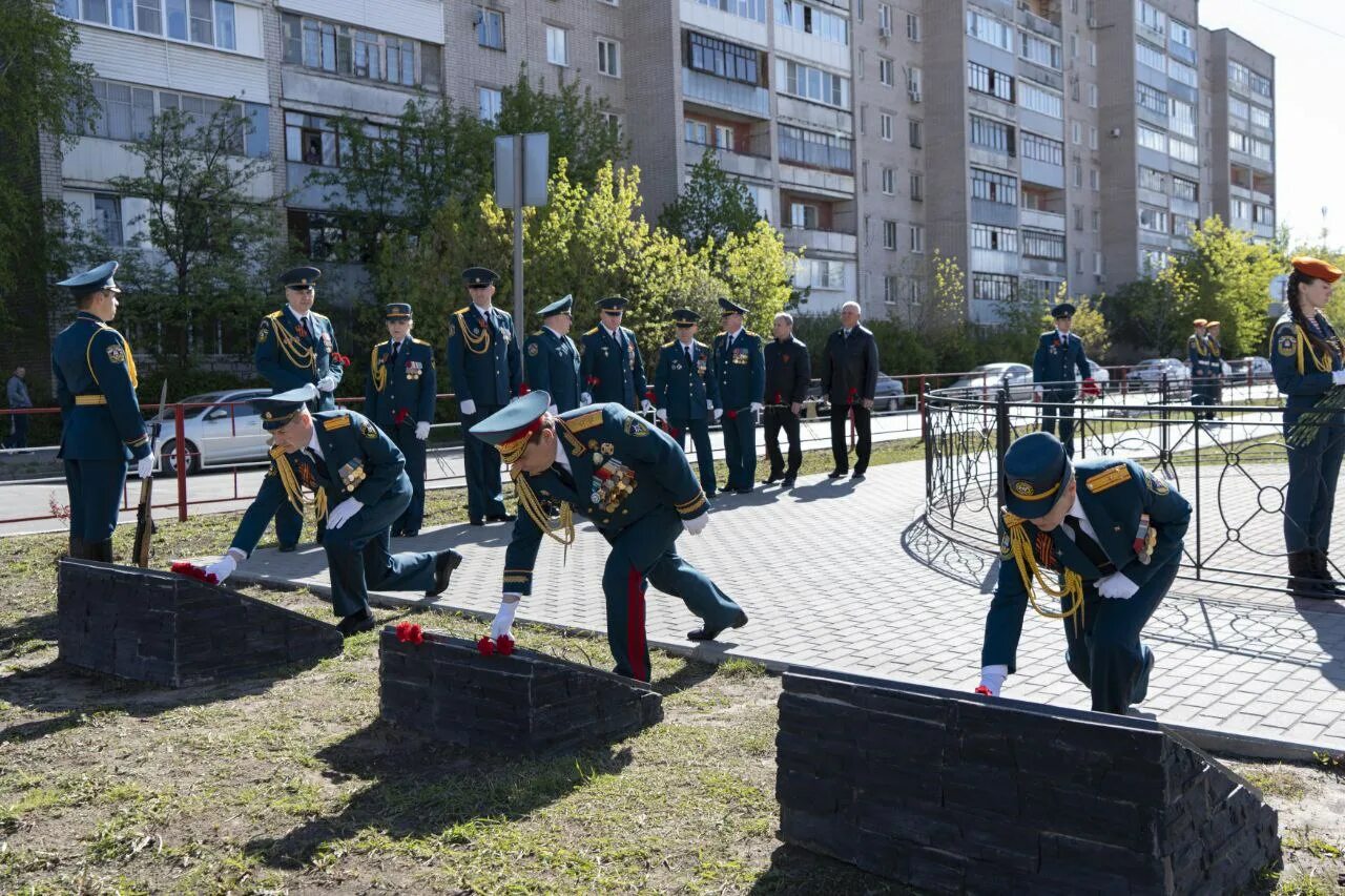 Кадетский корпус. Ивановская пожарно-спасательная Академия. Иваново Академия МЧС фото аллея славы. Аллея. Кадетский пожарно спасательный корпус