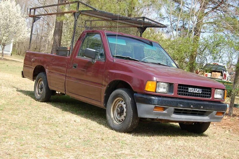 Дизельный двигатель isuzu gemini 1989. Suzuki gemini 1989. Исузу эльф бортовой. Nissan datsun d21. Исузу амиго 1 поколение.