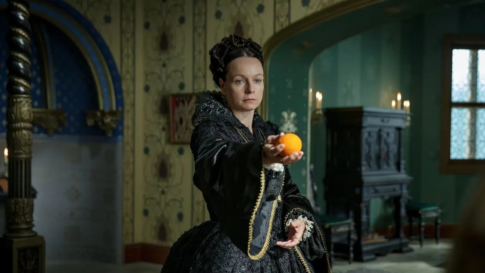 Liv hill. Сериал змей 2022 сюжет по сериям. Королева змей сериал 2022. Королева змей 2022. Королева змей 2022.