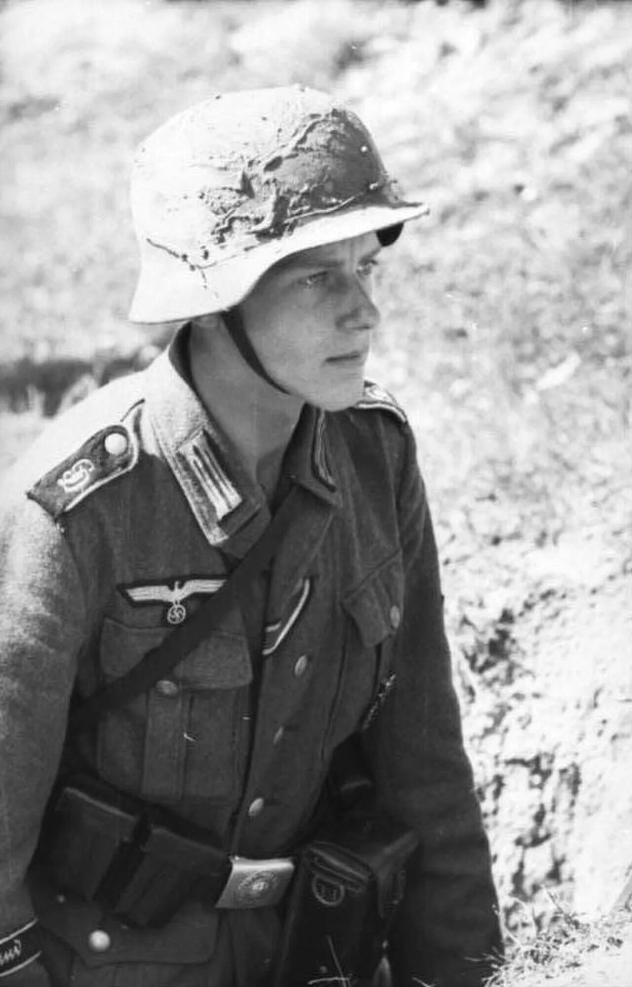 Солдат ww2 вермахт. Немецкие фото. Награждение солдат вермахта. Немецкие фото. Унтер фельдфебель вермахта.
