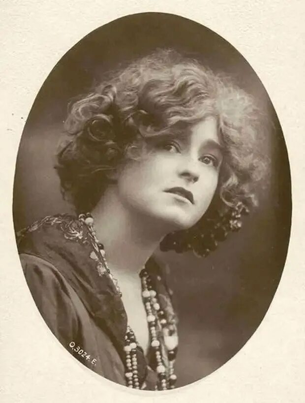 Фото женщин 19. Женщины xix века в цветных фотографи. Старинные фотографии женщин. Фото женщин 19. Фото женщин 19.