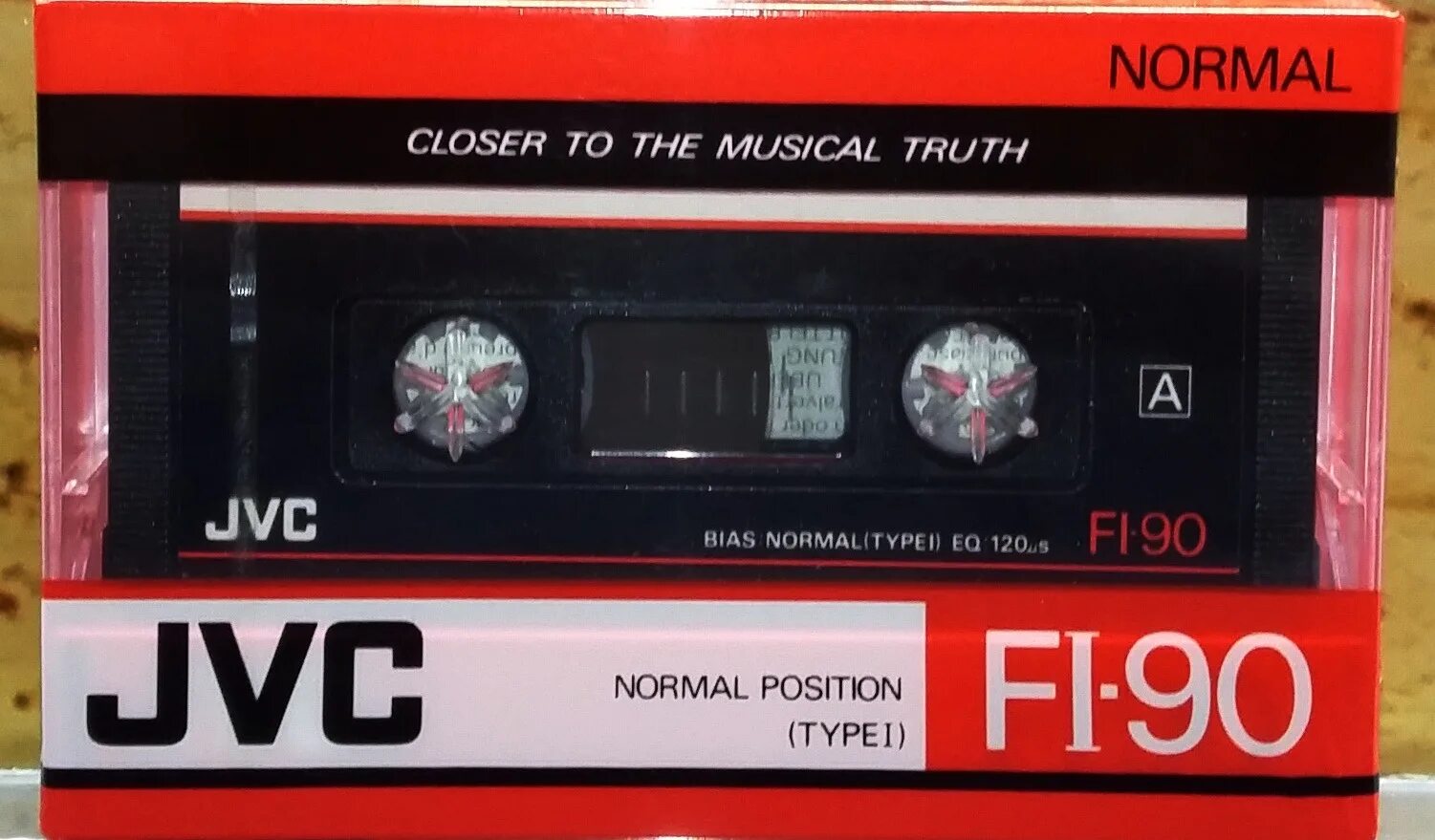 15 кассет. Аудиокассета Sony CHF 90. Кассеты JVC 90. Кассеты Sony chf90 красные. Вкладыша кассета JVC Fi 90.