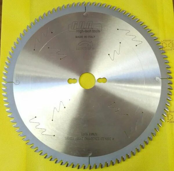 Торцовочный диск для чистого реза. Диск для торцовочной пилы по металлу 210 30. Пильный диск dewalt extreme dt10304-qz 190х30 мм. Диск по металлу для торцовочной пилы 255 30. Пильный диск cmt 281.