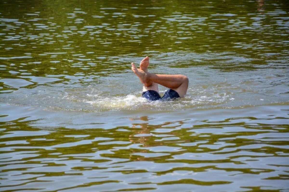 Новгород купаться. Купание. Купание в водоемах. Отдых на воде.